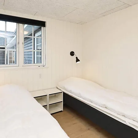 Σπίτι διακοπών 26 Person In