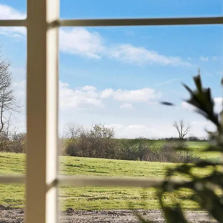 Σπίτι διακοπών 26 Person In *