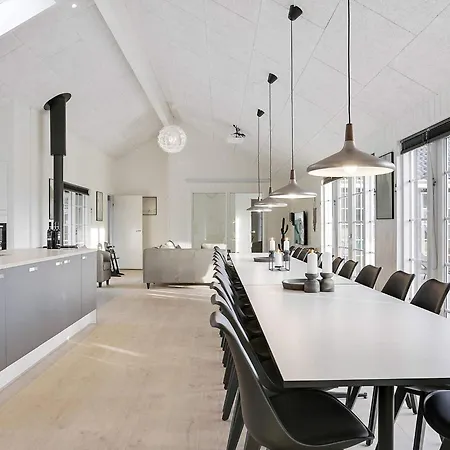 Σπίτι διακοπών 26 Person In *