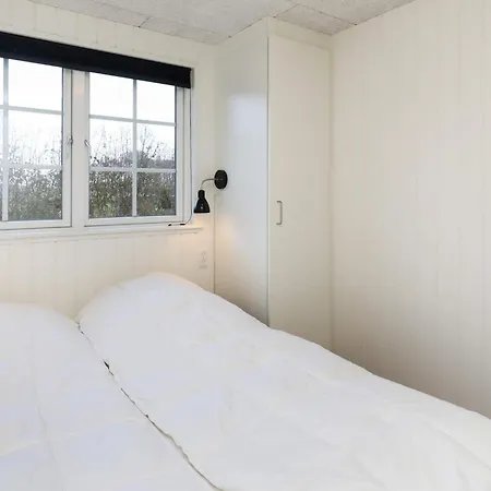 5 Star Holiday Home In Frorup *