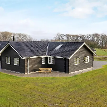 5 Star Holiday Home In Frorup * Frorup